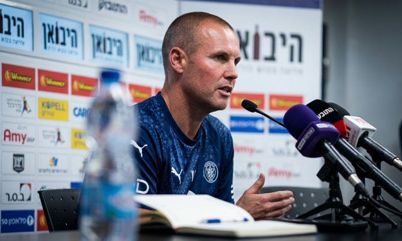 לקראת הגומלין מול שריף: מאמן מכבי תל אביב מזהיר משאננות