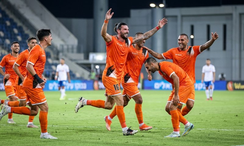 בני יהודה מחצה 0:6 את אשדוד, הפועל תל אביב עלתה שלב