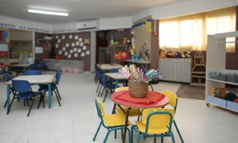 סייעת בגן בהוד השרון הורשעה ב-277 מקרי אלימות בפעוטות