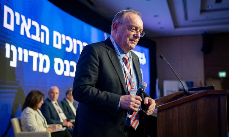 בגץ פסק: הרשקוביץ יישאר בוועדה שדנה במינוי גופמן לראש המוסד