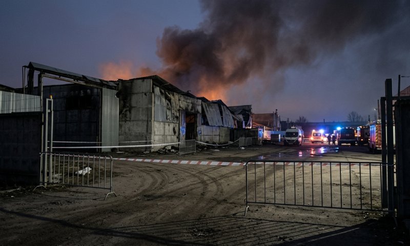 27 הרוגים ועשרות פצועים: כטב"ם רוסי פוצץ מחסן תחמושת ליד קייב