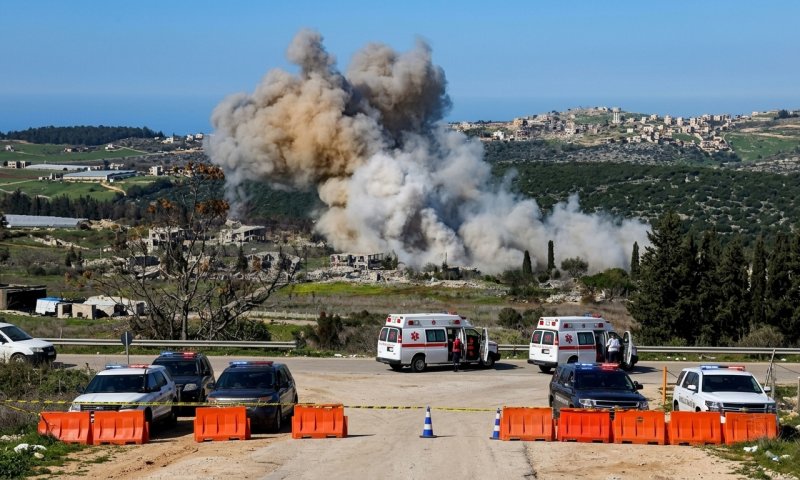 צה"ל תקף 10 תשתיות חיזבאללה בלבנון והשמיד משאית נשק