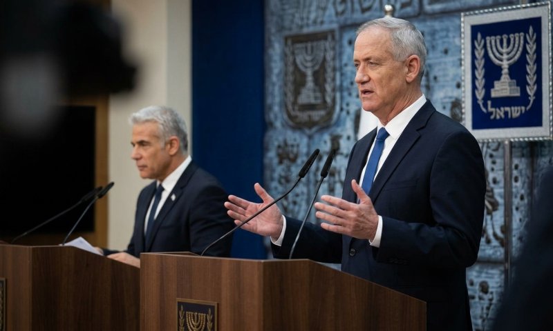 גנץ במתקפה על ריבלין: "בוחר לשקר, הוא זה שדחף לממשלת האחדות"