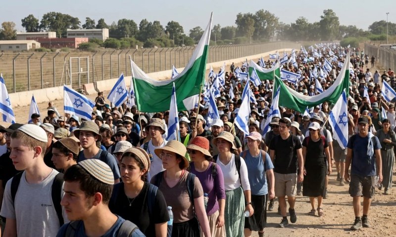 רבבות צעדו לגבול עזה וקראו לחידוש ההתיישבות ברצועה