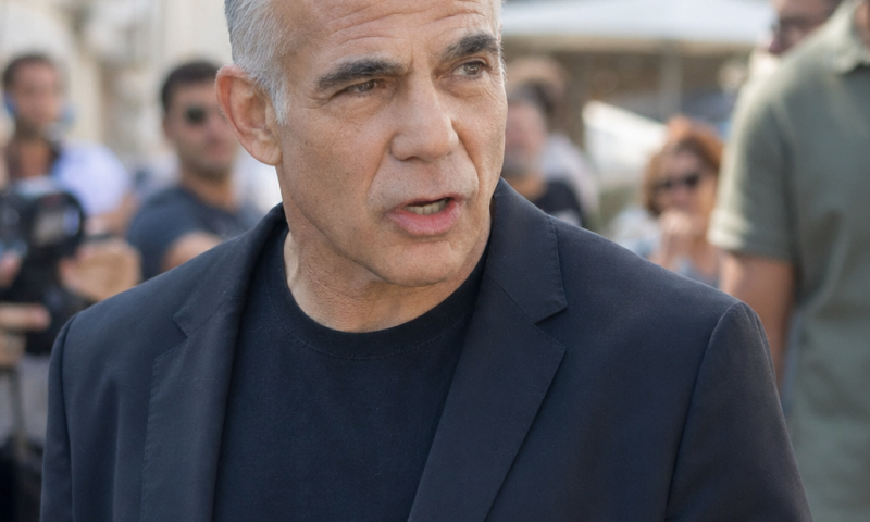 שטרן מפיץ עשן: "נשאר ביש עתיד" - אבל מה הוא באמת מתכנן?