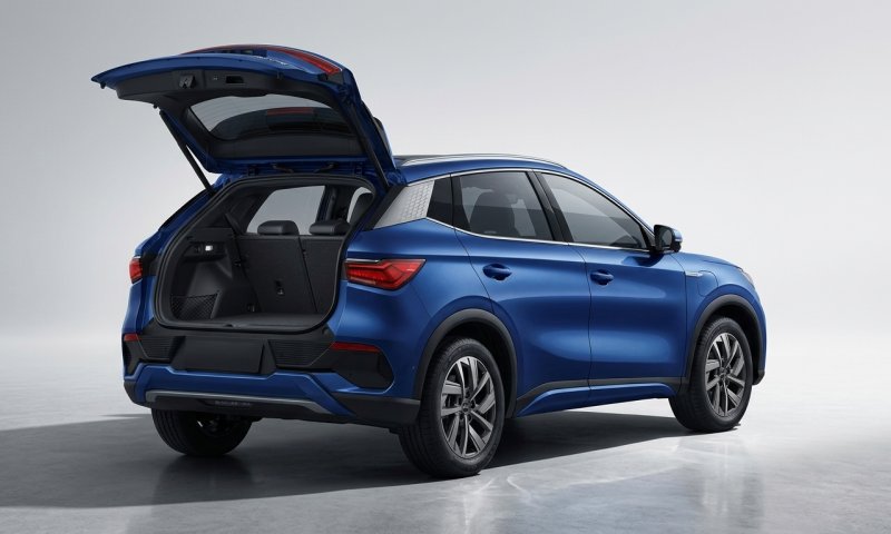 BYD אטו 3 החדש בישראל: תא מטען מוגדל והוזלה של 16,500 שקל