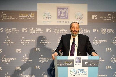 אריה דרעי