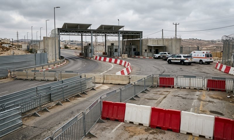 מחבל שלף סכין על לוחמי מג"ב במעבר רחל - ונוטרל בירי