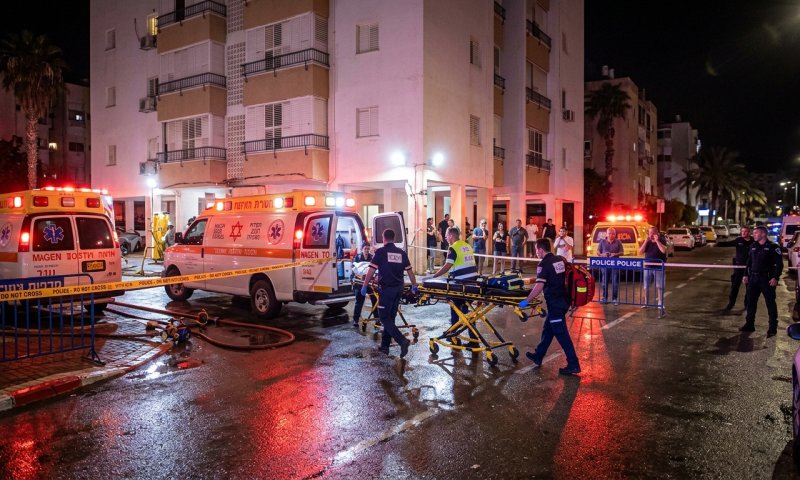 קטטה בין שתי משפחות באילת: שבעה פצועים, אחד נדקר
