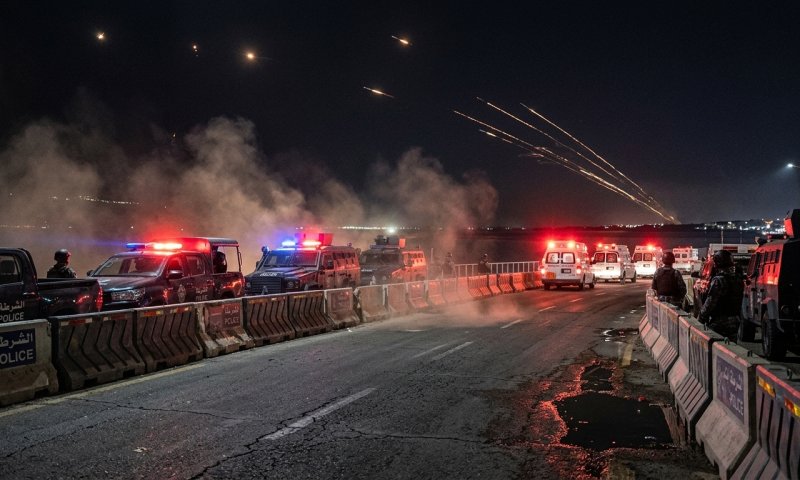 דיווח בארה"ב: איראן תקפה בטילים כוחות אמריקניים בירדן