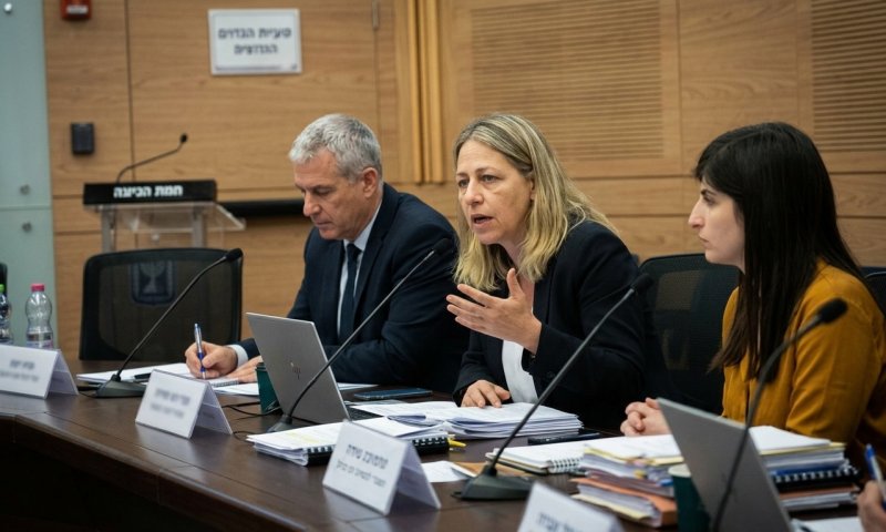 המשנה ליועמ"שית על חוק הגיוס: "מחיקת הסעיף לא תשנה דבר"