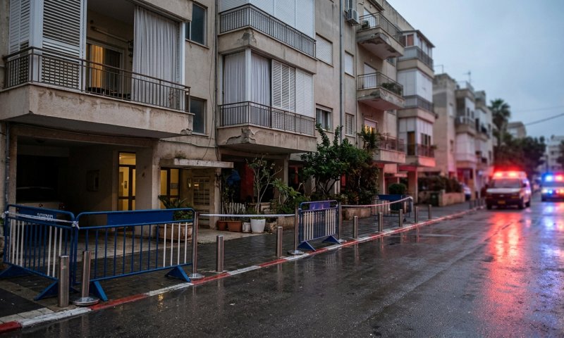 בעקבות יידוי אבנים: מג"ב עצר 9 שב"חים בדירת מסתור בתל אביב