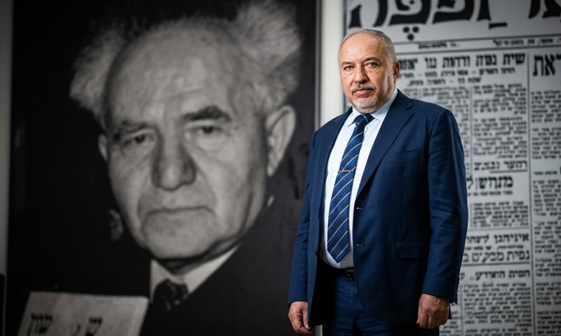 ליברמן לשותפים הפוטנציאליים: תשכחו מישראל ביתנו אם תיקחו חרדים