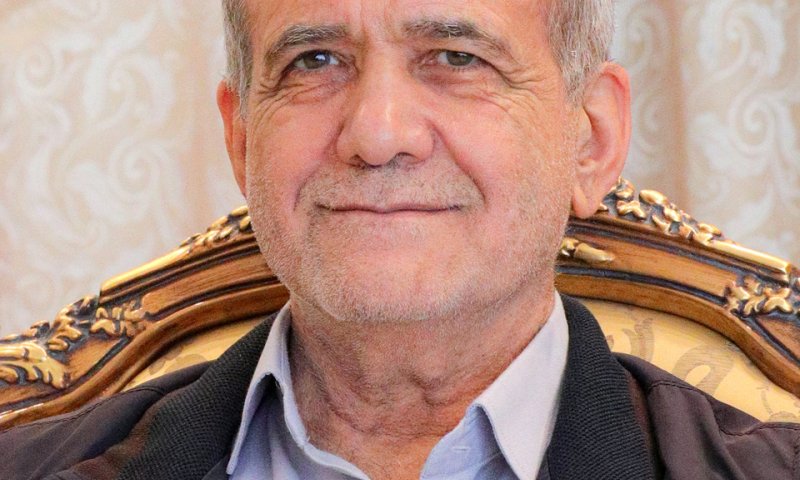 נשיא איראן ביקש להתפטר: "משמרות המהפכה השתלטו על השלטון"