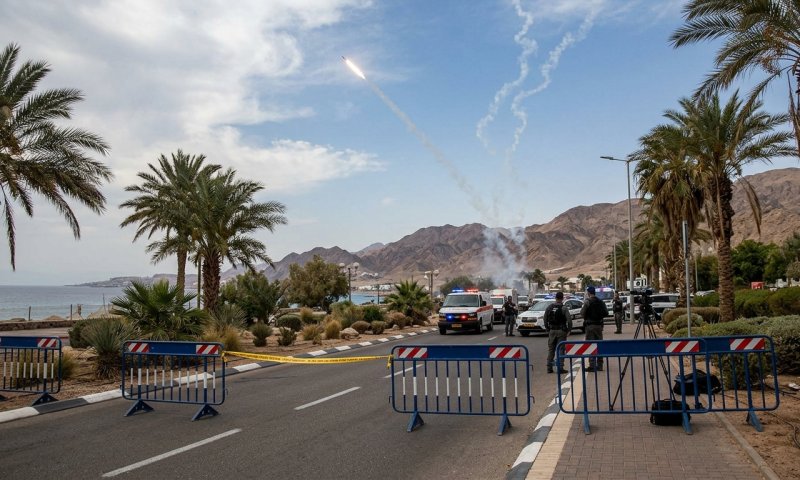 ארה"ב יירטה טילים מאיראן לעקבה; כיפת ברזל הופעלה באזור אילת