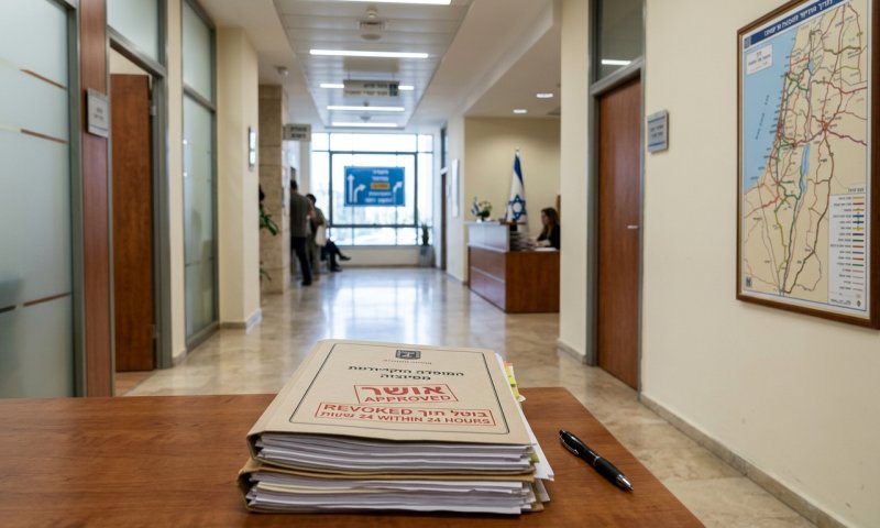משרד התחבורה מודה: ראש אגף הביטחון עבד שנים ללא אישור