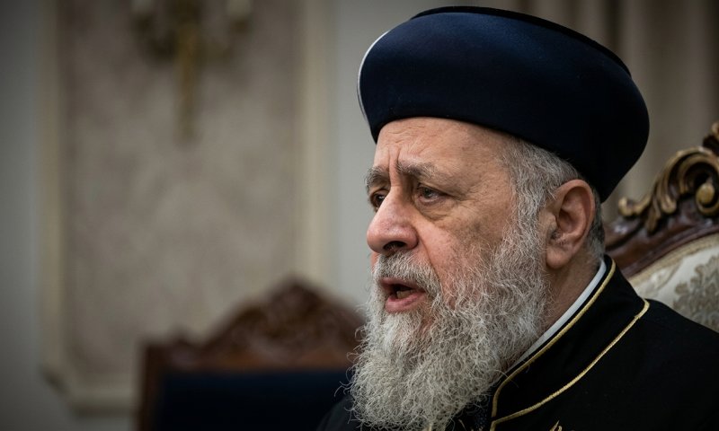 **בוארון תוקף את בהרב-מיארה: "לא נותן ציונים לרב הראשי לישראל"**