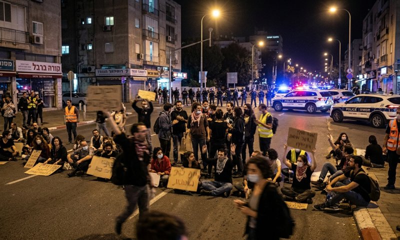 המשטרה הצבאית נסוגה: מאות חרדים מנעו מעצר של עריק במודיעין