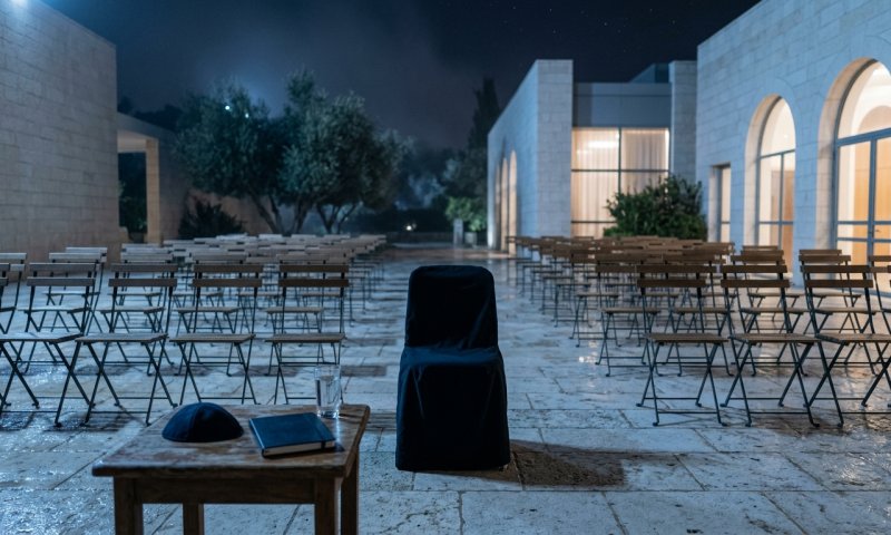 הרב הראשי חיבק את איזנקוט: "אתה מקור של השראה"