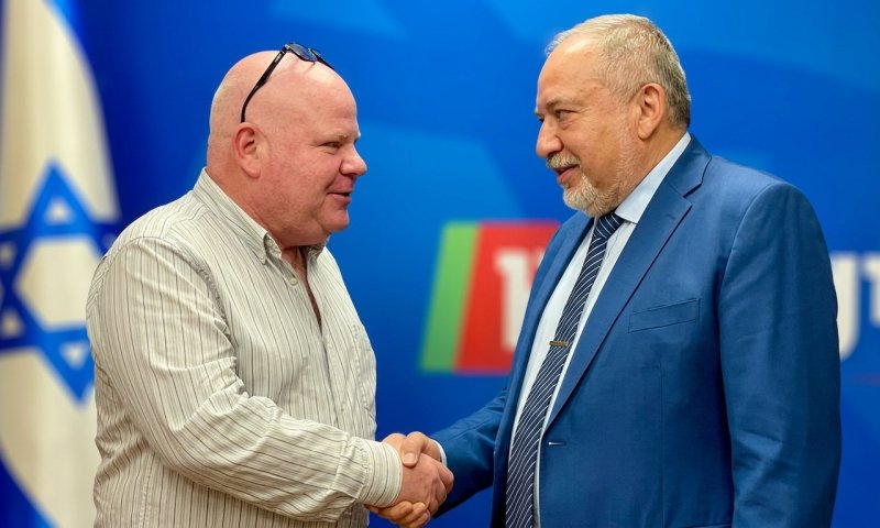 סגן ראש מועצת שומרון לשעבר עוזב את הבית היהודי ומצטרף לליברמן