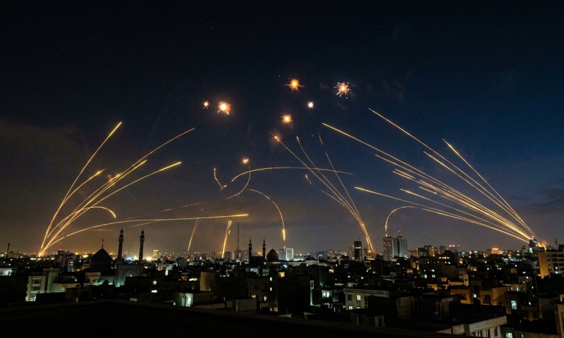 פיצוצים בטהרן: מערכות ההגנה האווירית של איראן הופעלו נגד רחפנים