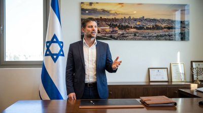 נוצר באמצעות AI