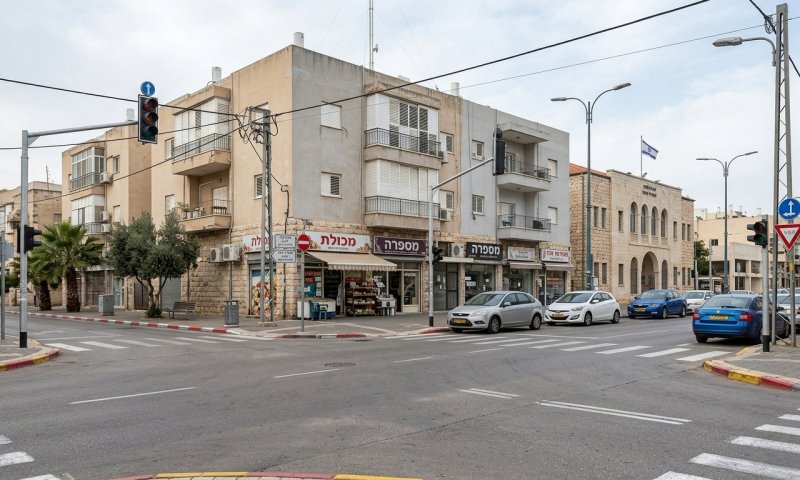 חשד לאלימות במשפחה: אם ובתה נדקרו ברמלה, קרוב משפחתן נעצר